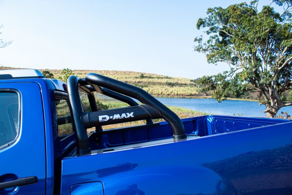 Isuzu DMAX Sports Bar Single Cab Black